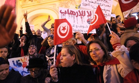 Thousands of Tunisians take to streets to denounce Bardo museum attack
